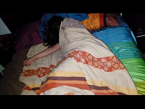 ❤️ Figliastro che rimprovera la sua giovane matrigna mentre lei dorme ❤️❌ Pornoal it.fuckmymac.ru ❌